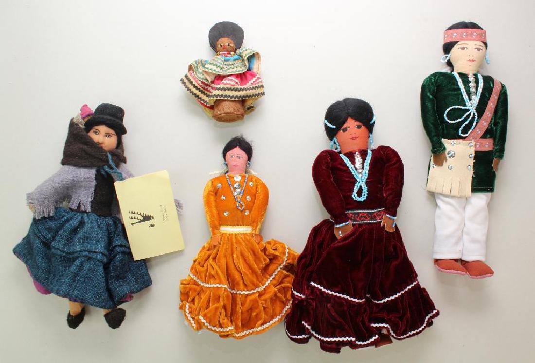 LOT OF ALL ORIGINAL NATIVE AMERICAN & BOLIVIAN DOLLS. (1 of 2)
