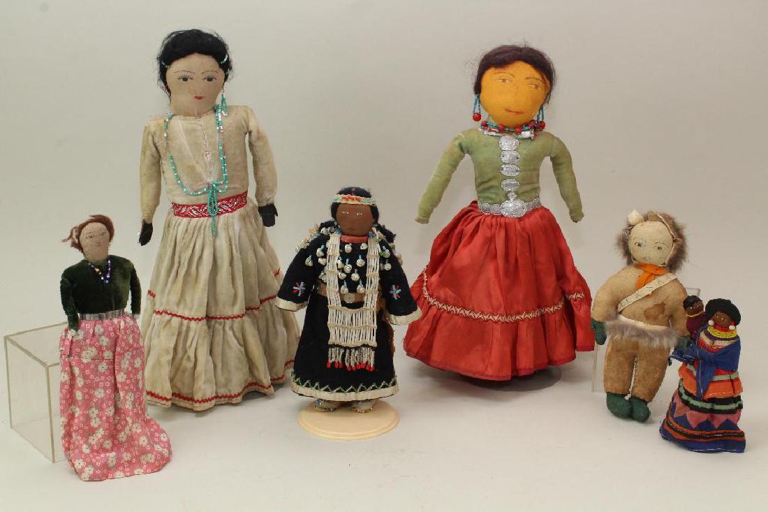 LOT OF (6) ALL ORIGINAL NATIVE AMERICAN DOLLS. (1 of 2)