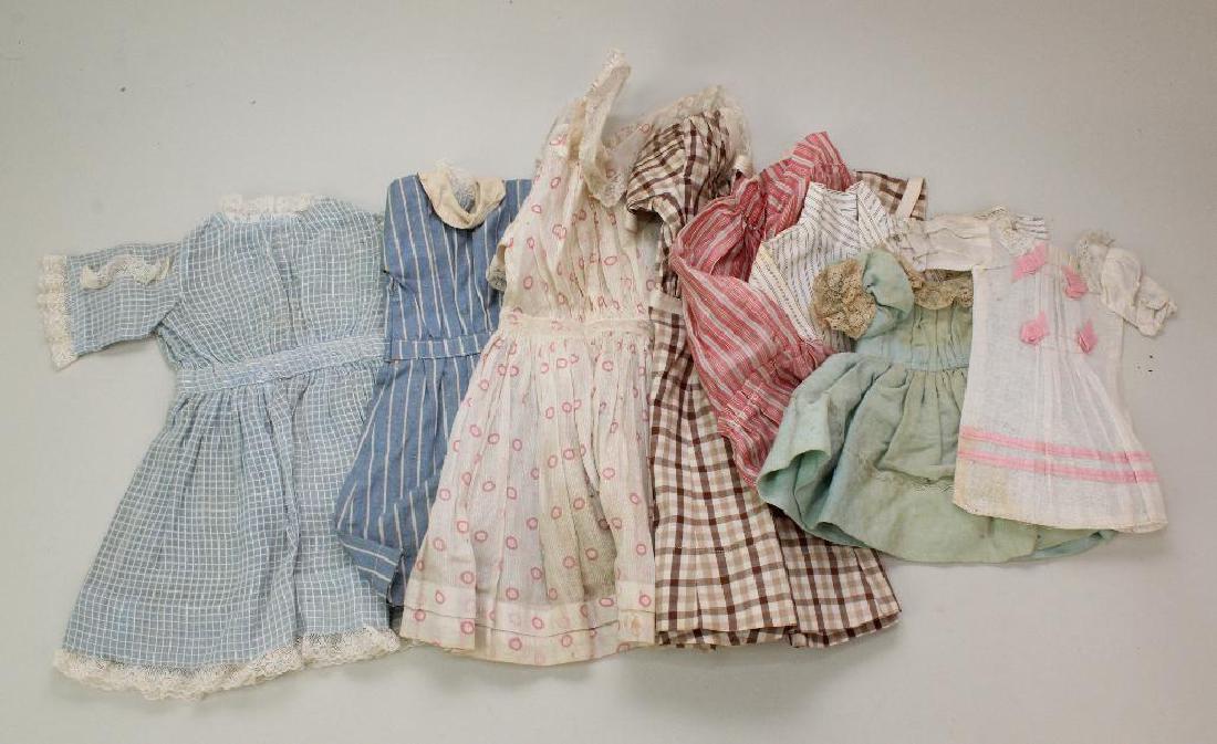LOT OF ANTIQUE DOLL CLOTHING. (1 of 3)