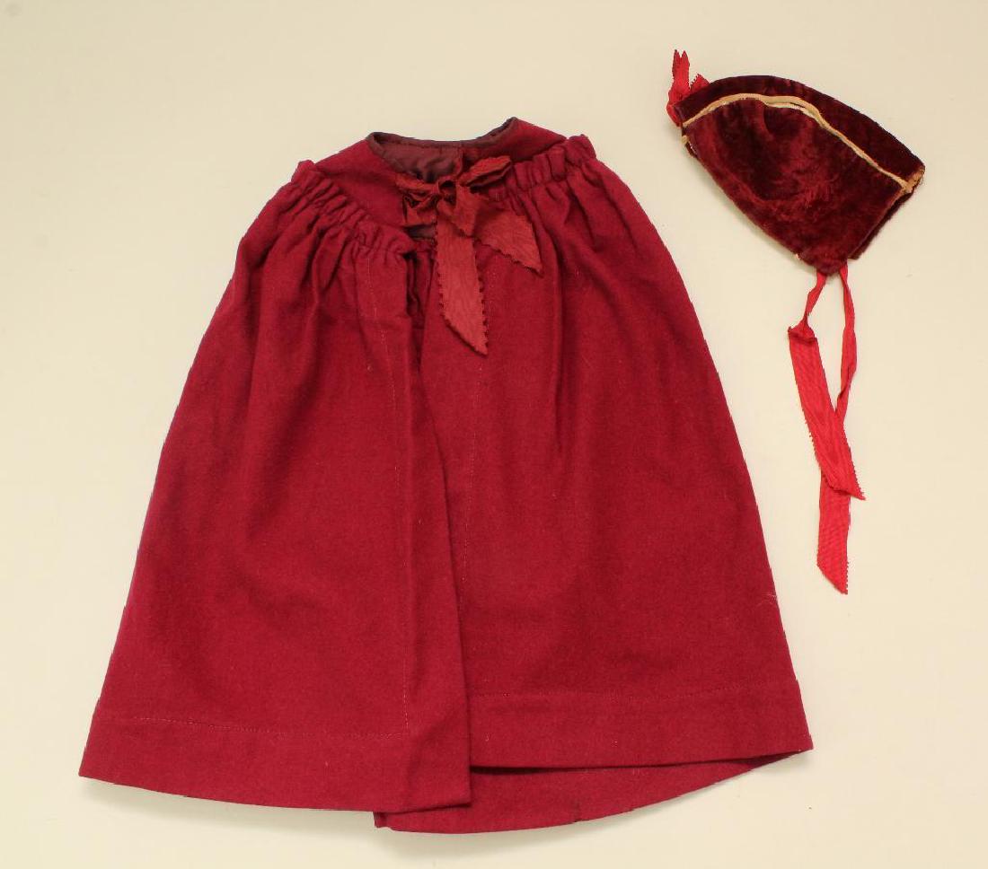 LOT OF ANTIQUE DOLL CLOTHING. (1 of 3)