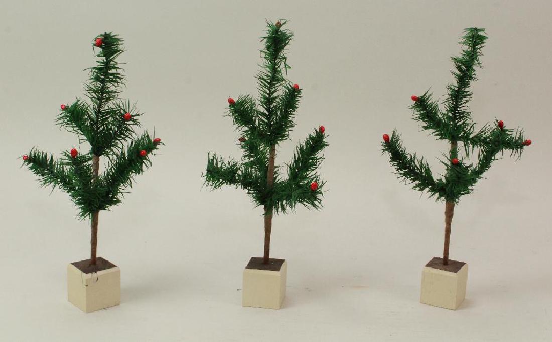 HOLIDAY/NOVELTY: LOT OF (3) U.S. ZONE GERMANY FEATHER (1 of 3)