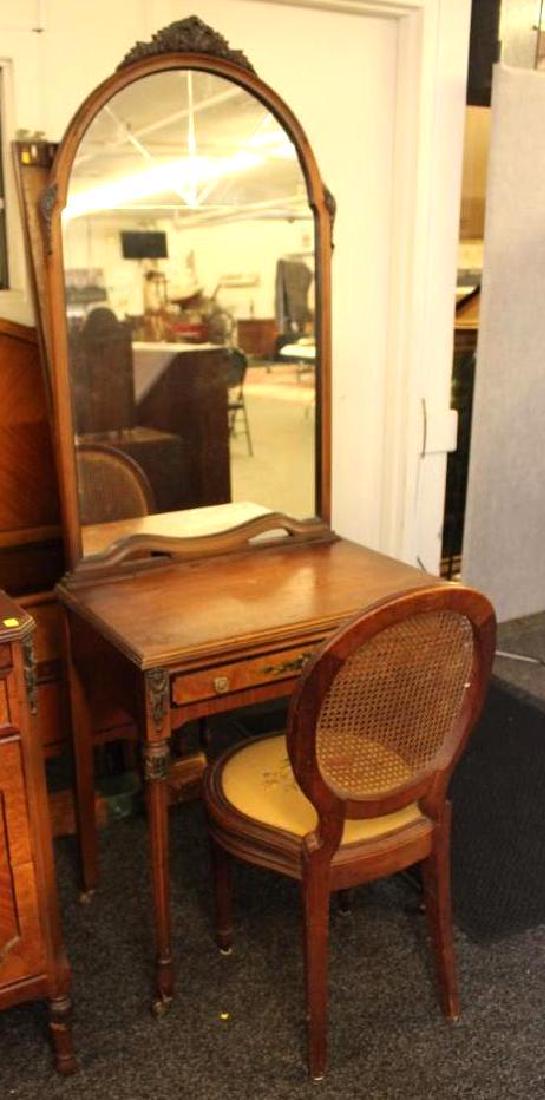 Saginaw Dressing Table (1 of 7)