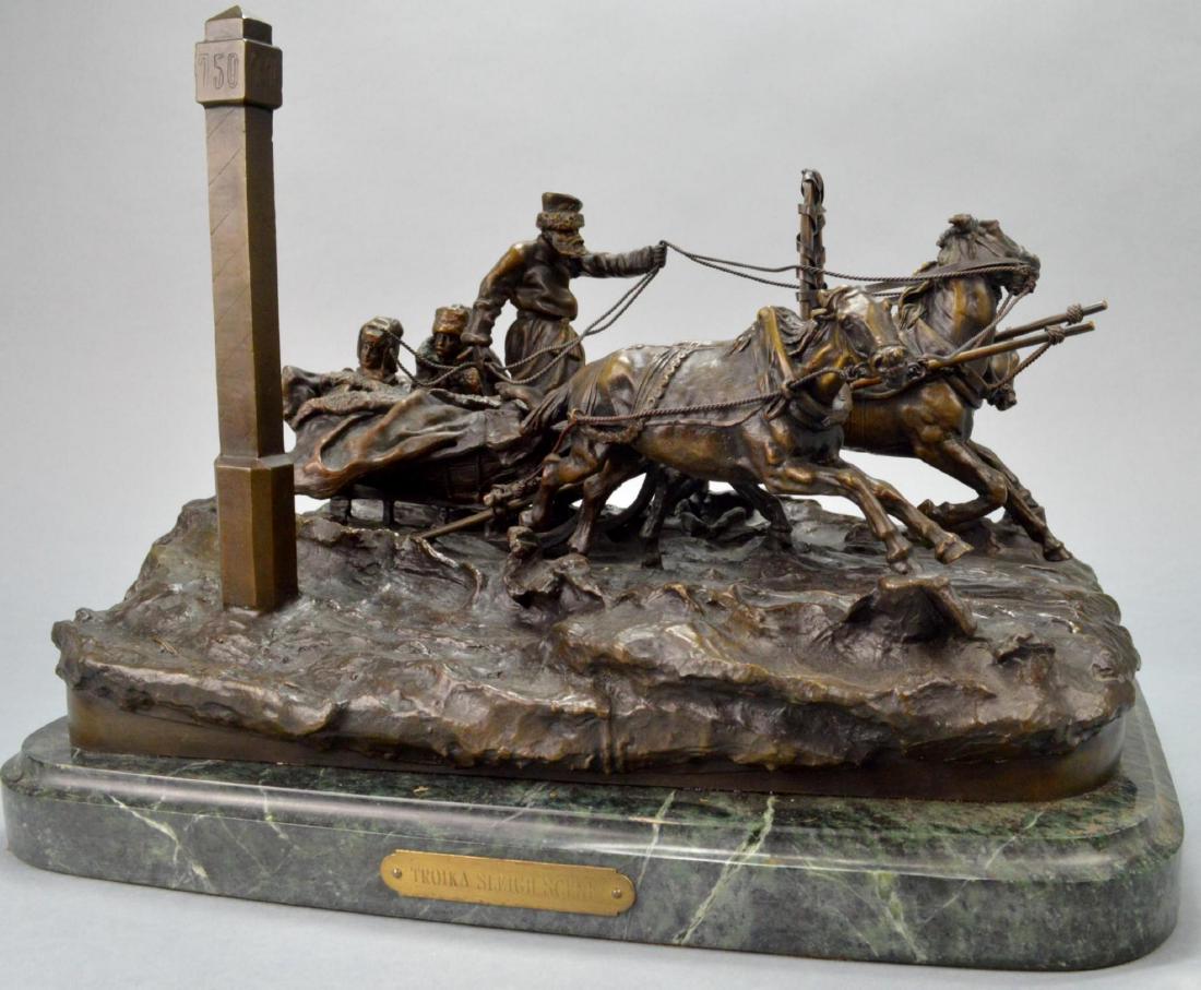 Vassili Yacovlevitch Grachev (1831 - 1905): Bronze ,"The Milepost", signed. Troika sleigh scene on dark green marble base. 12.75"H x 17.5"W x 12"D