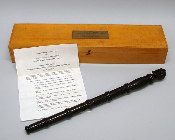 Presentation Swagger Stick