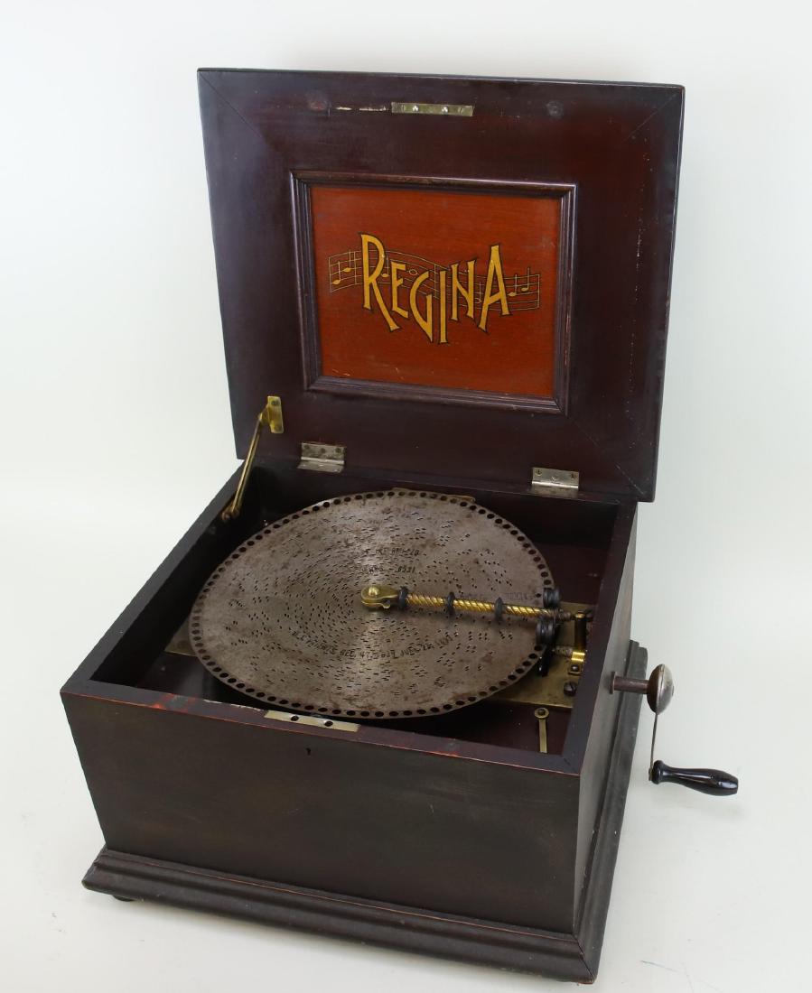 Late 19th c. Regina Music Box Jun 6, 2019 Alderfer Auction in PA