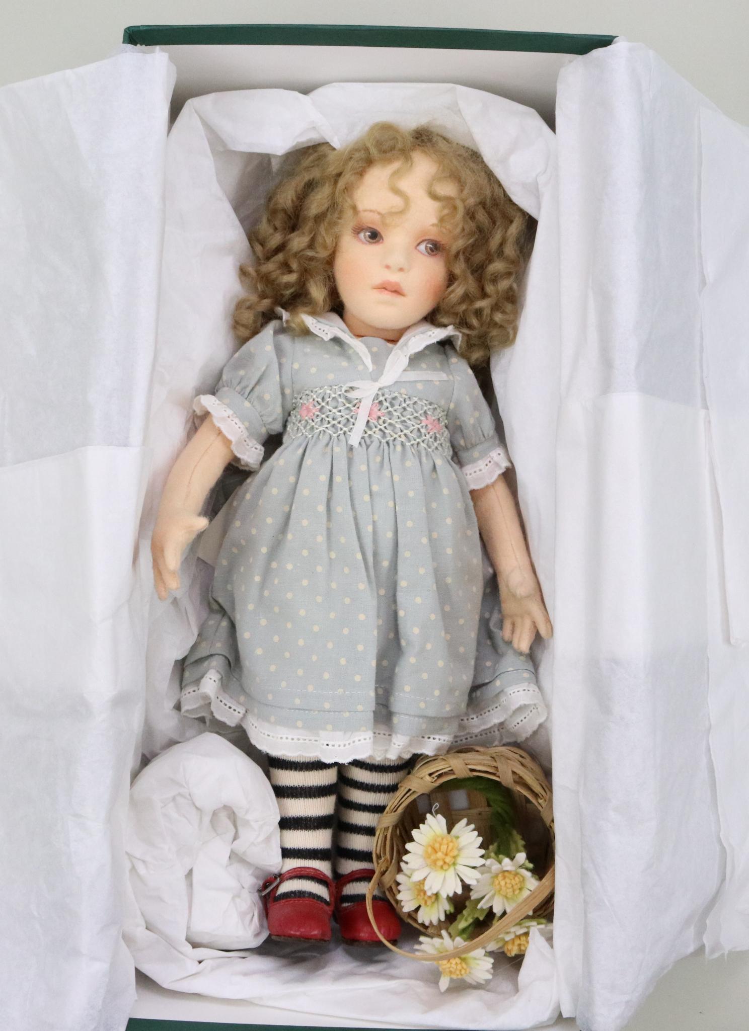 LOT OF R. JOHN WRIGHT.: 12" MIB "Goldilocks" 2008 from Goldilocks & The Three Bears Series. No. 68/350.