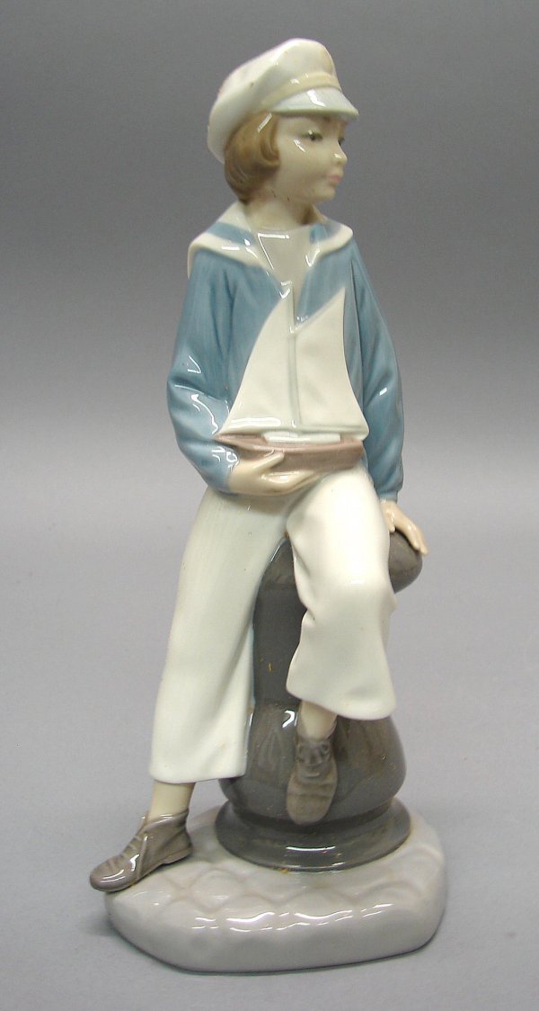 Lladro - Boy with Yacht - #G4810 - MIB