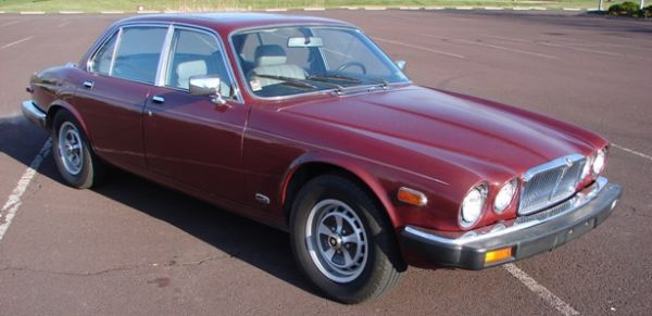 1984 Jaguar X J 6 Sedan - 3