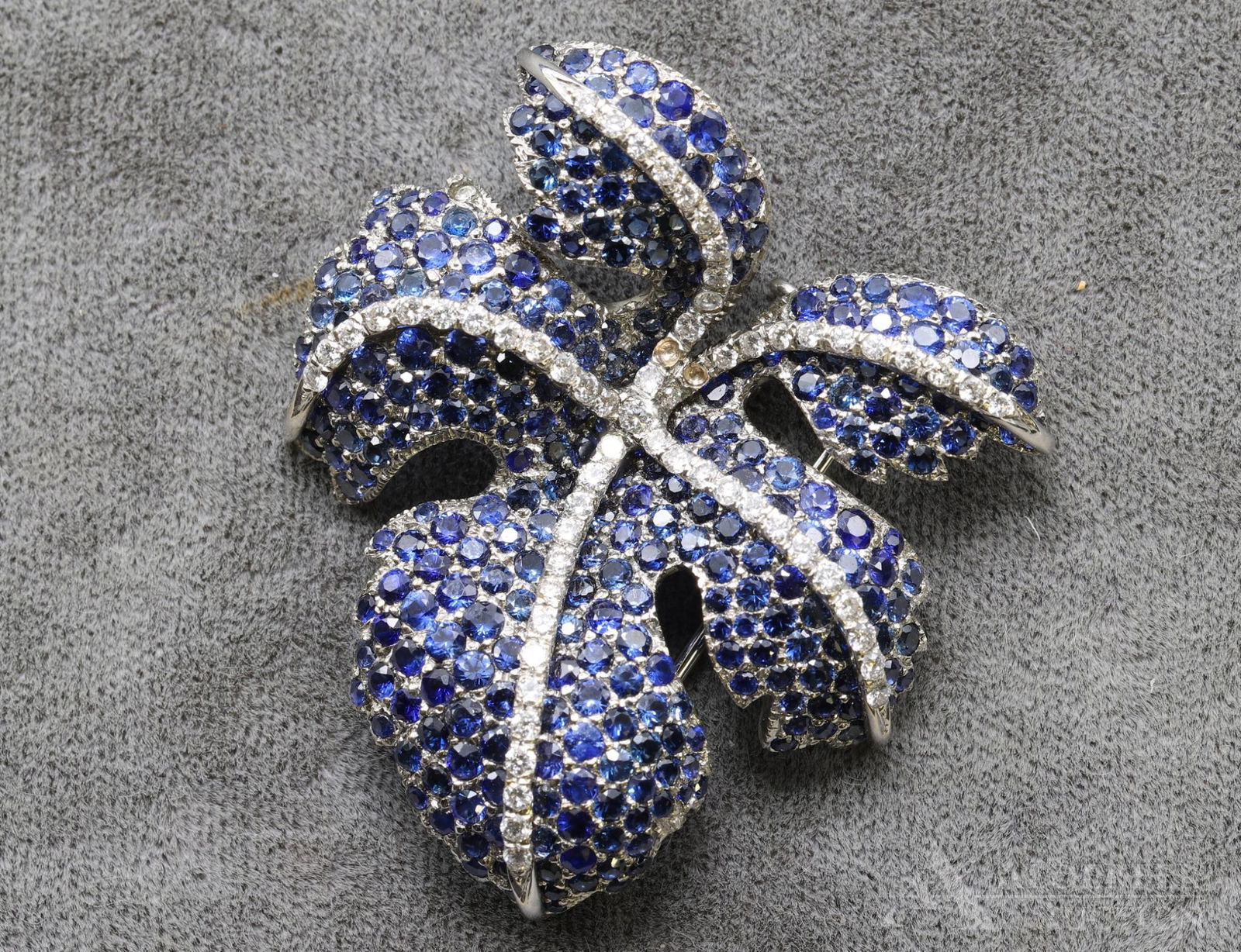 18KW Gold Sapphire and Diamond Leaf Pin (1 of 4)