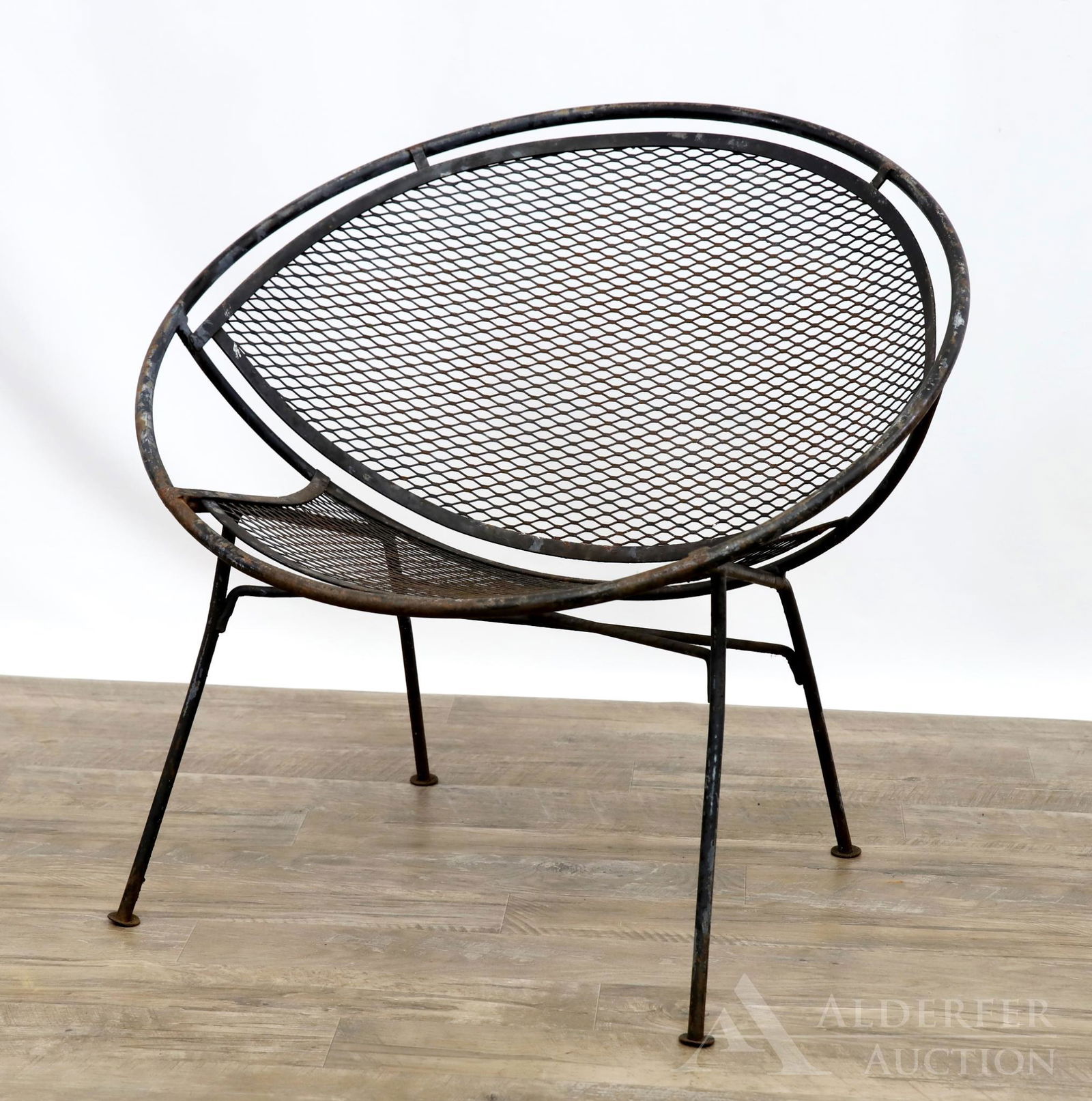 Maurizio Tempestini "Radar" Lounge Chair: Maurizio Tempestini for John Salterini. Wrought iron round mesh chair. 28"h x 30"w x 23"d