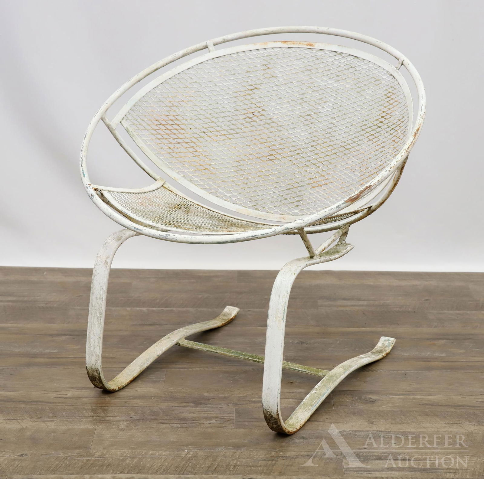 Maurizio Tempestini "Radar" Spring Lounge Chair: Maurizio Tempestini for John Salterini. White painted wrought iron spring form chair. 29.5"h x 30"w x 30"d