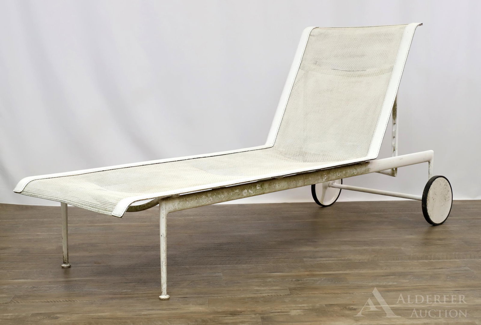 Richard Shultz for Knoll Lounge Chair: Painted wrought iron mesh lounge chair with adjustable back and wheels. 38"h x 77"w x 26"d