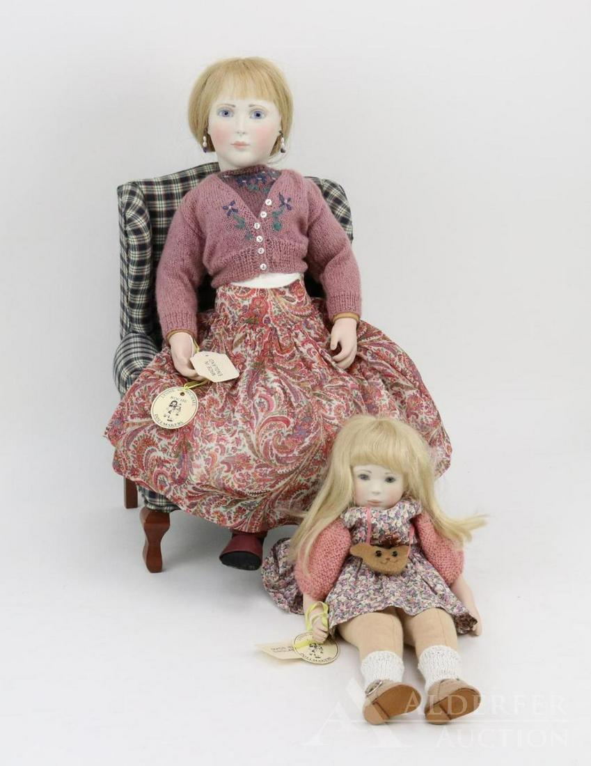 LOT OF ARTIST DOLLS.: Pair of English tagged Lynne and Michael Roche dolls."Mother and Child" 27/100, 1992. Mother - "Anna" with stationary blue eyes, closed mouth, pierced ears, blonde human hair wig. Wood fully jointed b