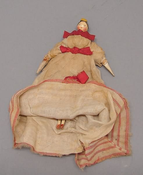 Set of 6 Peg-Wooden Dolls, inc. Tuck Comb - 3