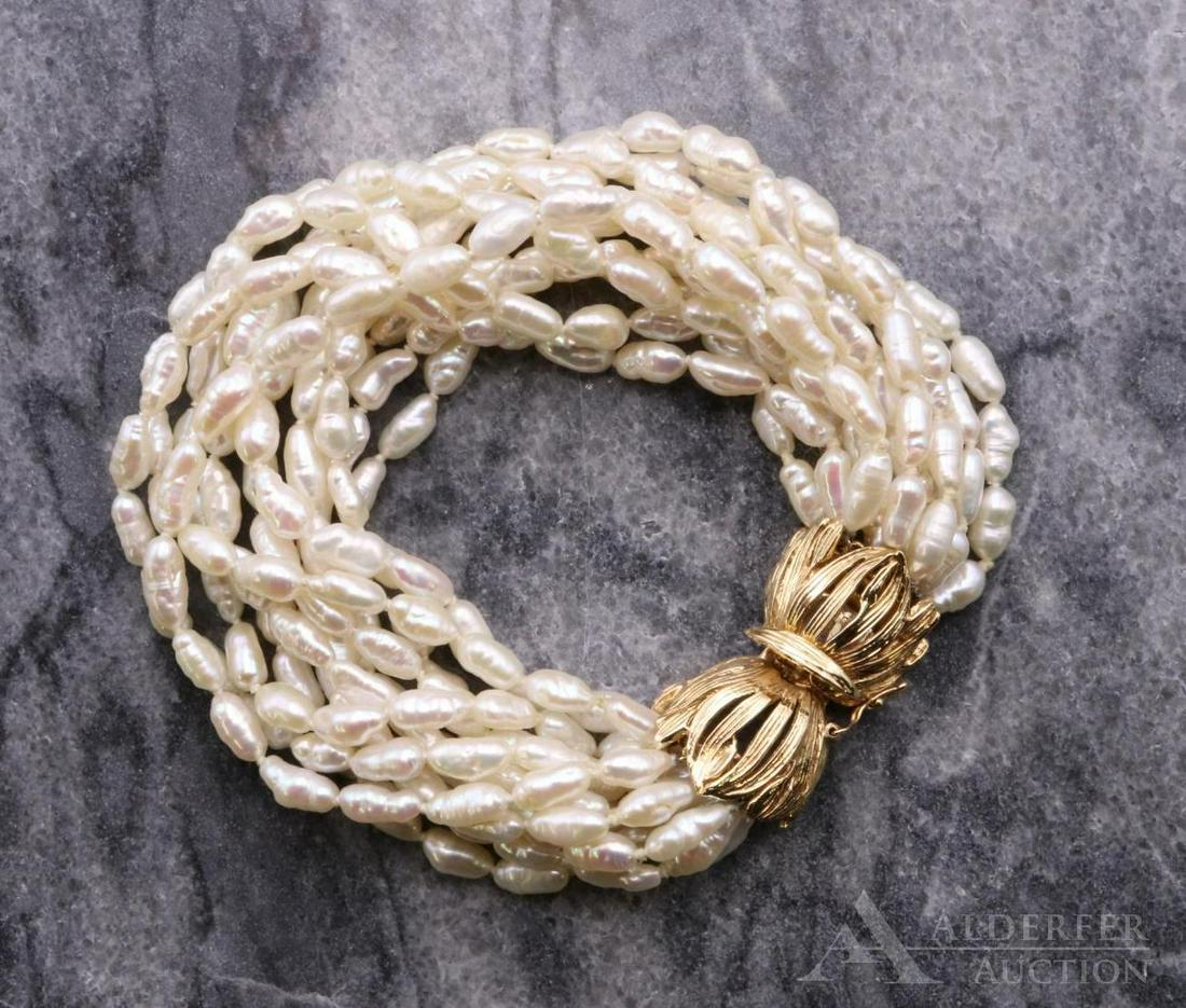 14KY Gold Freshwater Pearl Bracelet (1 of 9)