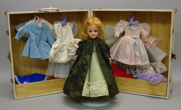 14" HP Mary Hoyer Doll/Trunk/Wardrobe - 2