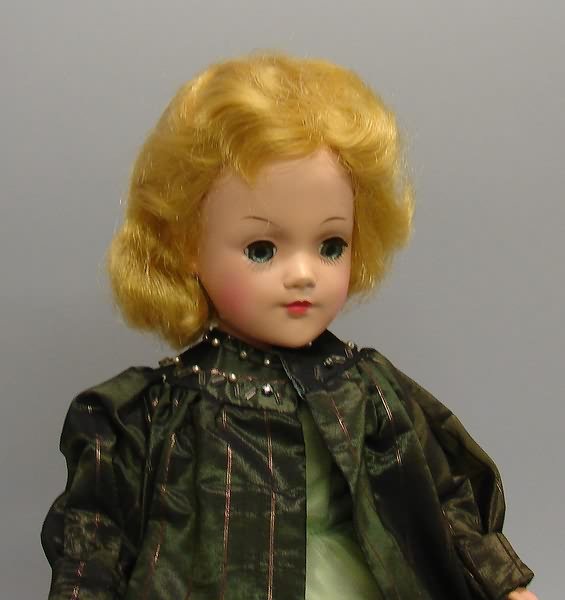 14" HP Mary Hoyer Doll/Trunk/Wardrobe - 5
