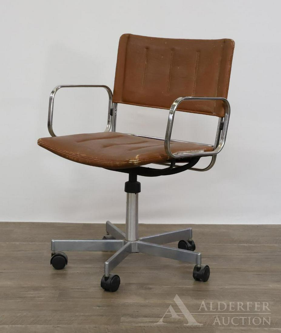 Swivel Desk Chair (1 of 7)