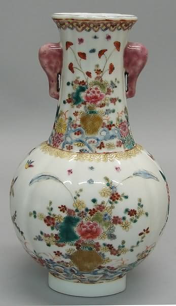 Chinese Porcelain Daoguang Vase with Enamel Decor
