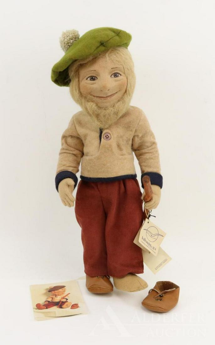 LOT OF R .JOHN WRIGHT.: 17" "MacTAVISH" Character Doll, 1979-81'. Blonde mohair beard/hair. He is holding his walking stick. Hang tags, signed on bottom of left foot. Condition: NO BOX. Minor age discoloration on clothing.