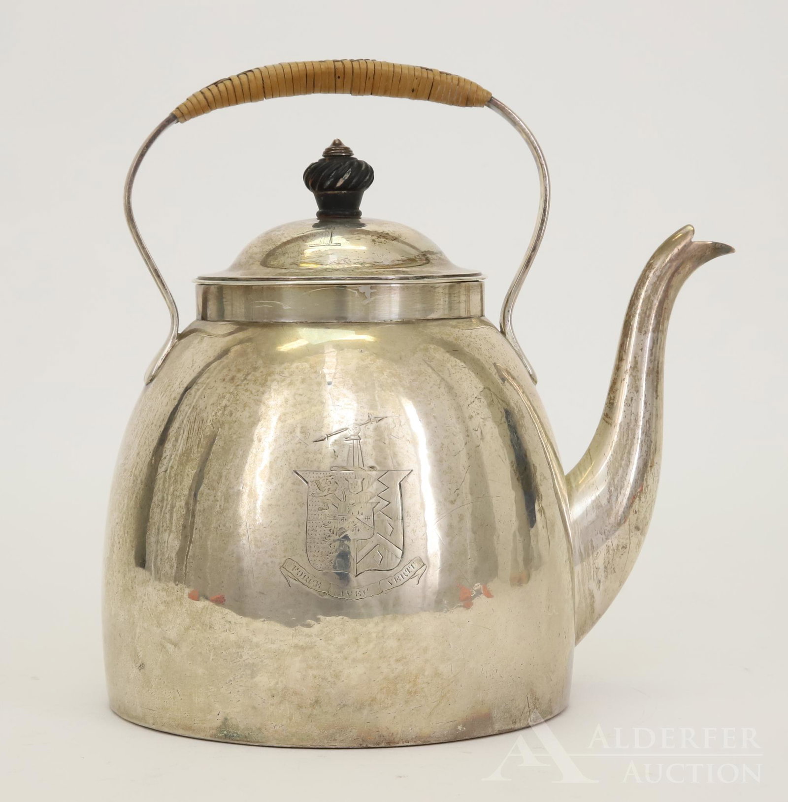 George III Sterling Silver Teapot: 18th c. James Darquits Jr. sterling silver teapot, hallmarked London, 1800 with reeded handle. Engraved with the family crest for "Leigh", "Lay" , "Lee" or "Legh". It reads "Force avev Vertu" or s