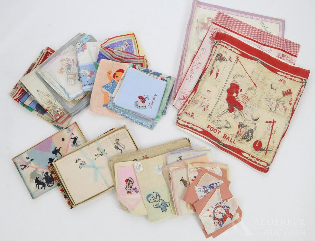 LOT OF HOLIDAY/NOVELTIES. (1 of 5)