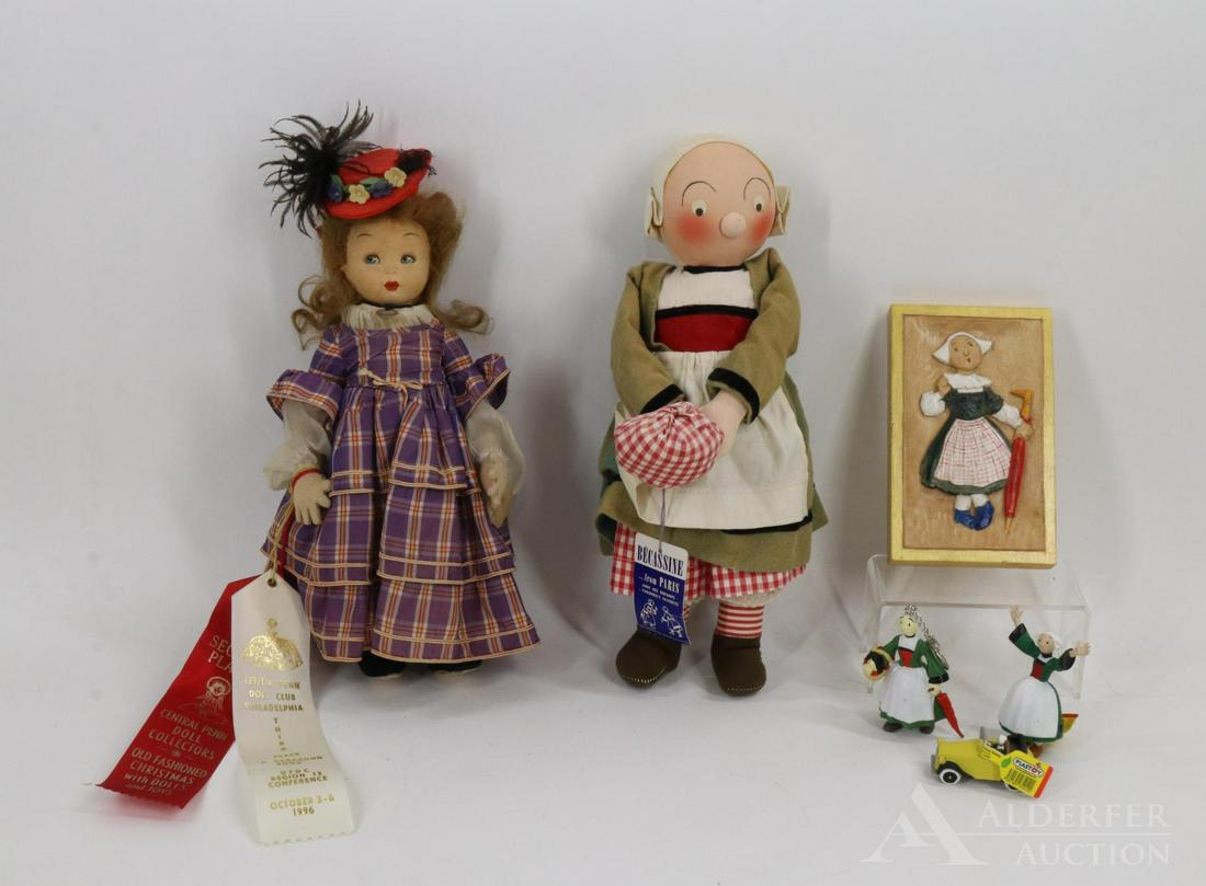 LOT OF CLOTH DOLLS. (1 of 11)