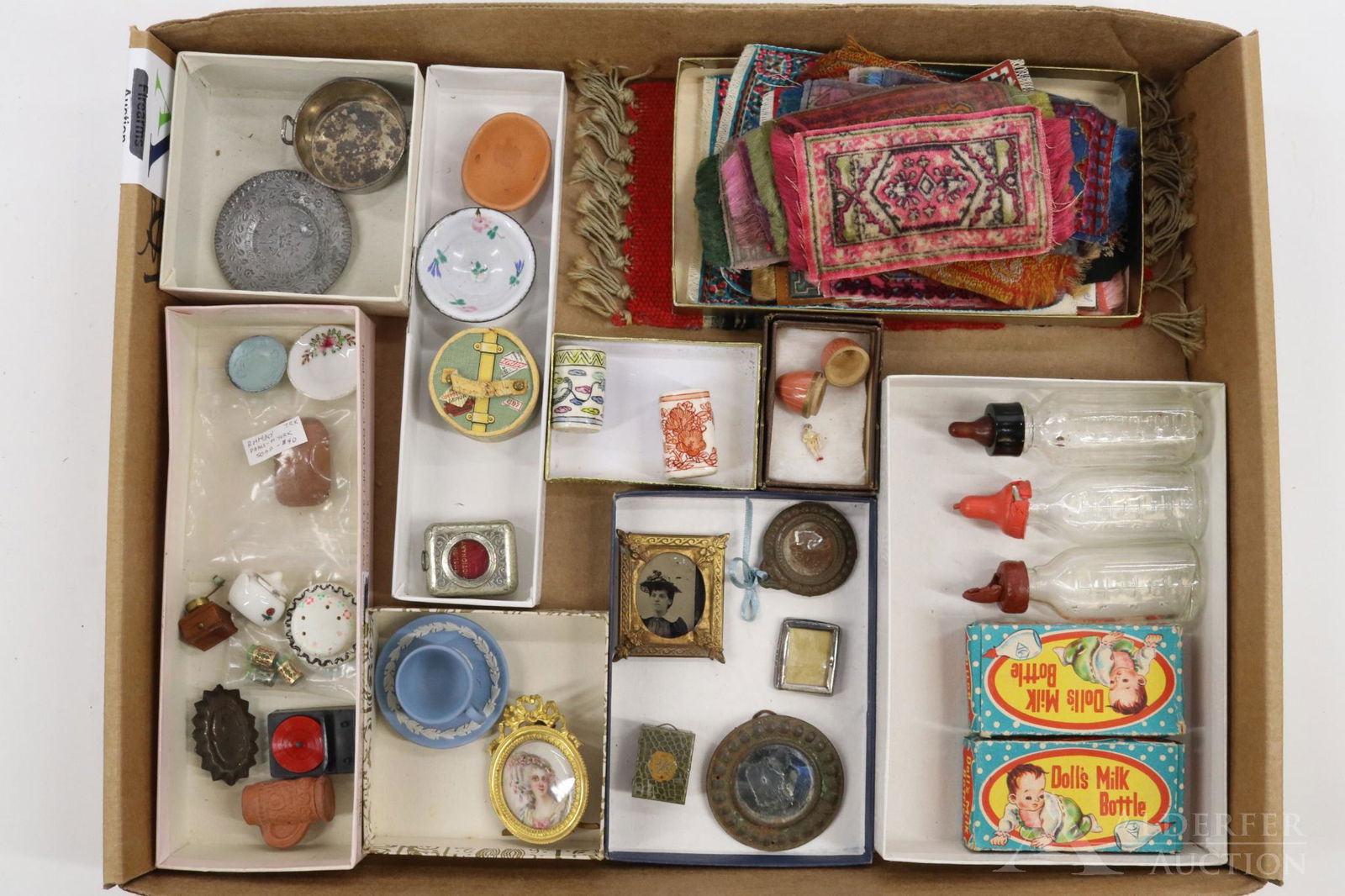 LOT OF MINIATURES. (1 of 10)