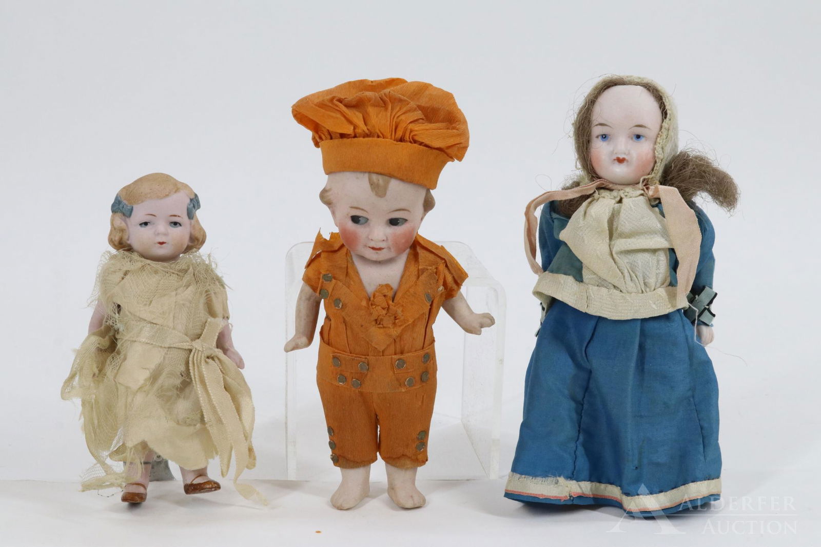 LOT OF ALL BISQUE DOLLS. (1 of 10)