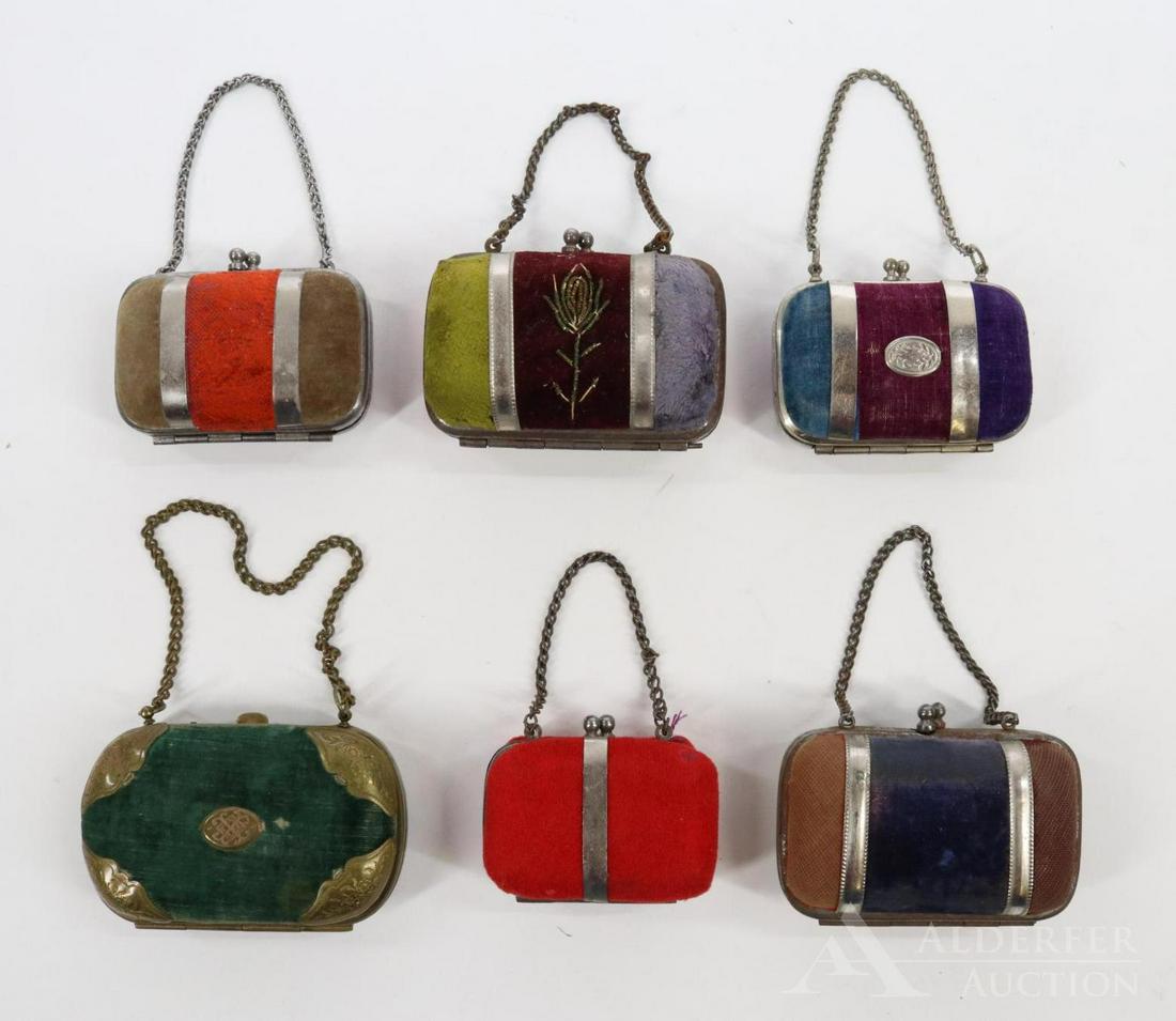 LOT OF ANTIQUE/VINTAGE ACCESSORIES. (1 of 5)