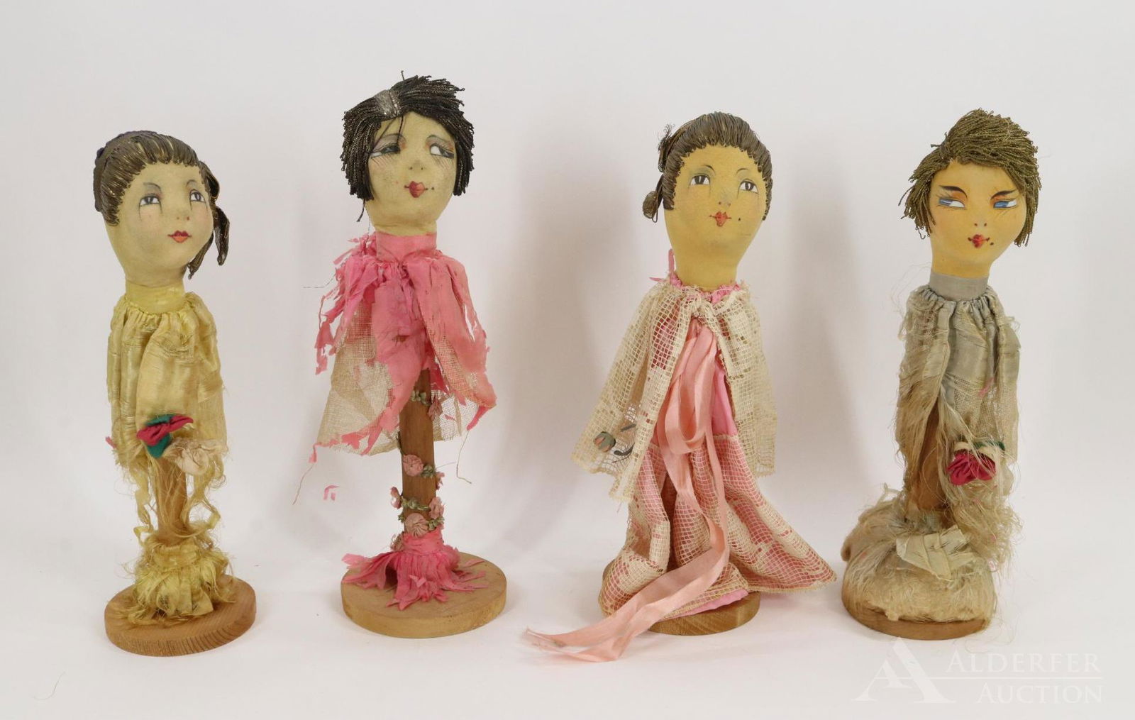 LOT OF HOLIDAY/NOVELTY. (1 of 6)