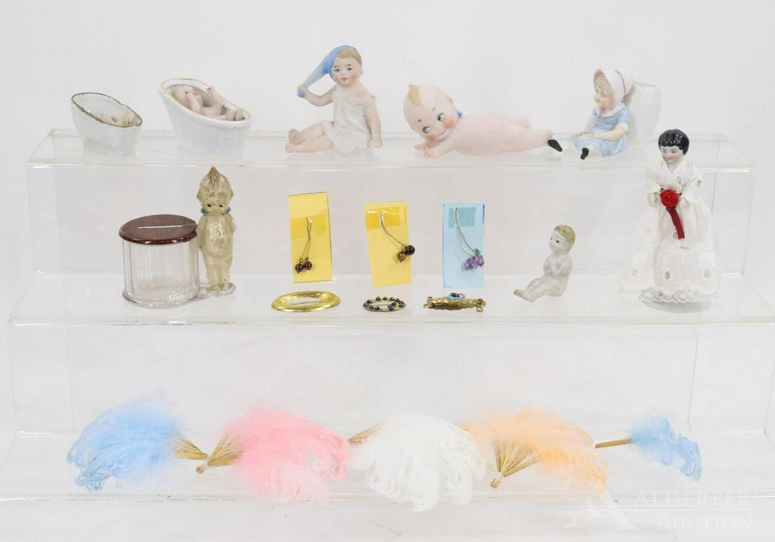 LOT OF MINIATURES/DOLLS. (1 of 7)