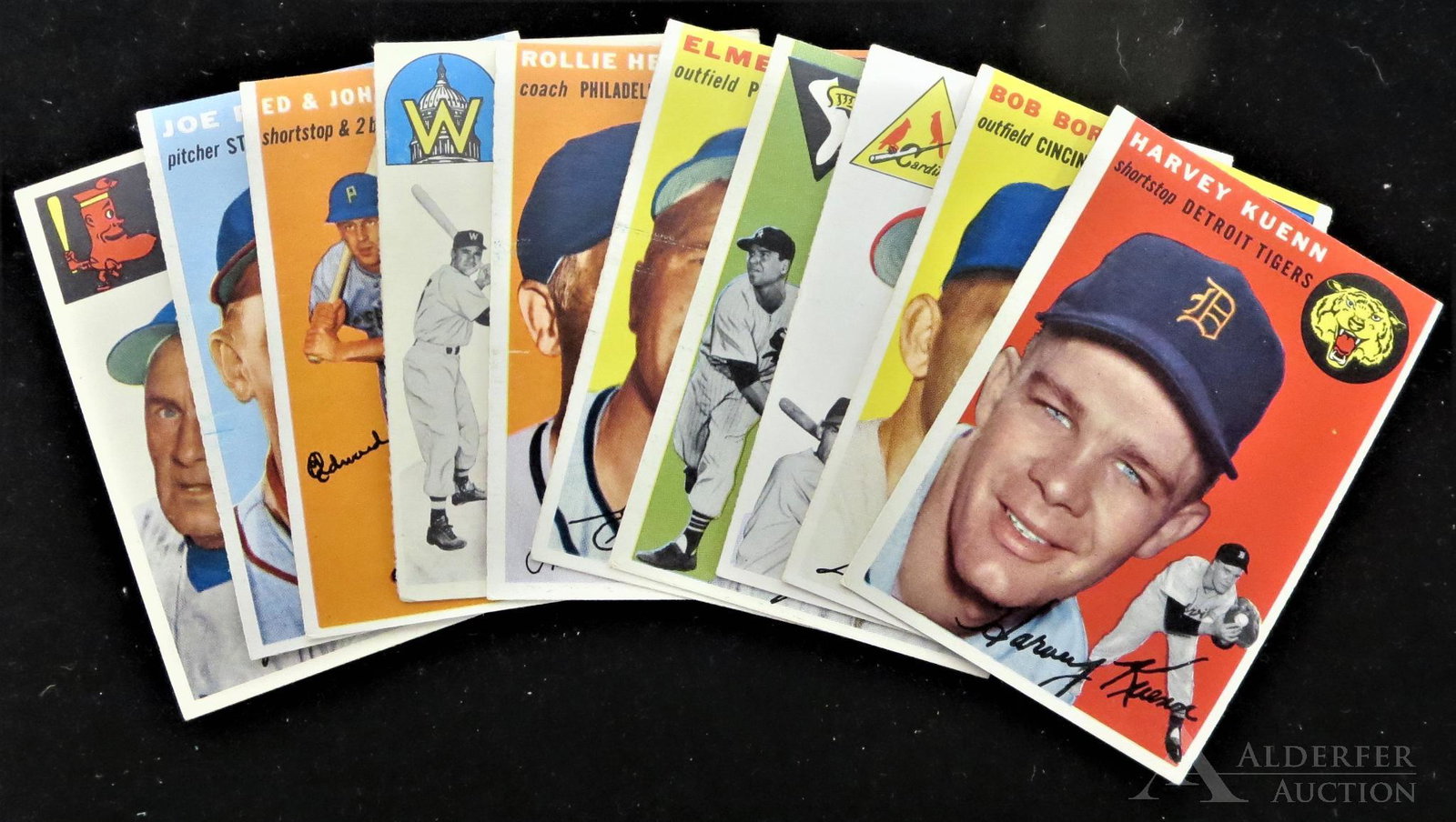 1954 Topps Baseball Cards (10): 1954 Topps baseball cards (10) Different - #25 Harvey Kuenn rookie card, #133 Del Baker, #135 Joe Pesko, #137 Wally moon, #138 Bob Borkowski, #139 Ed & John O'Brien, #140 Tom Wright, #143 Rollie Hemsl