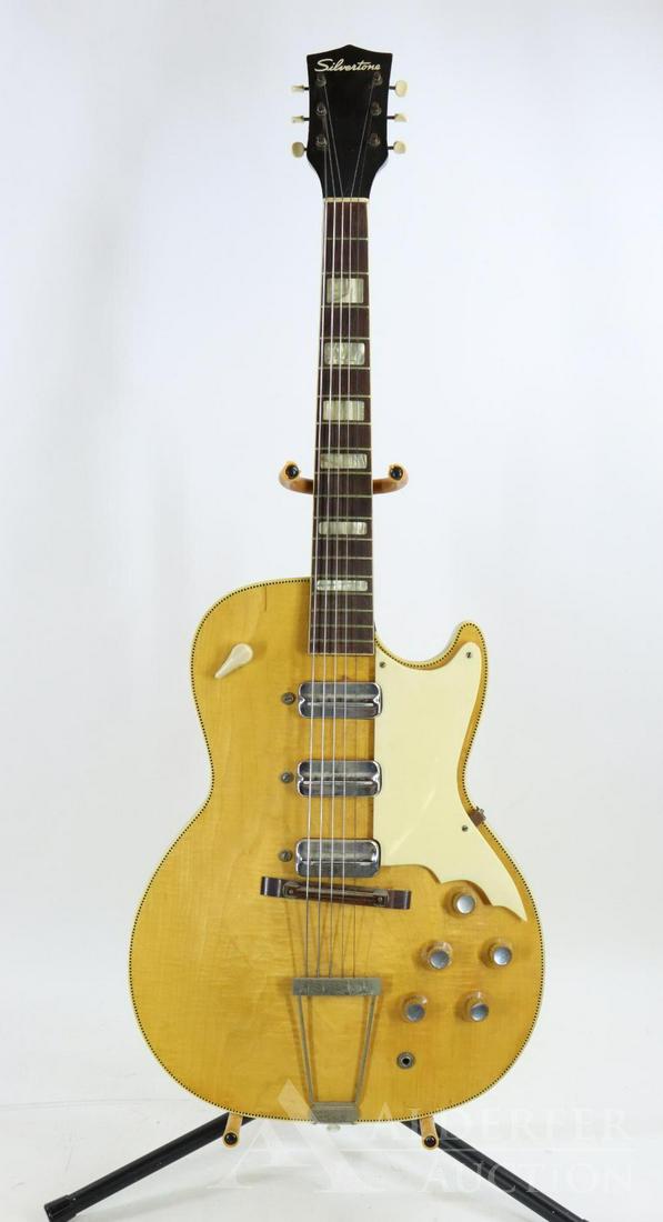 Silvertone Electric Guitar (1 of 9)