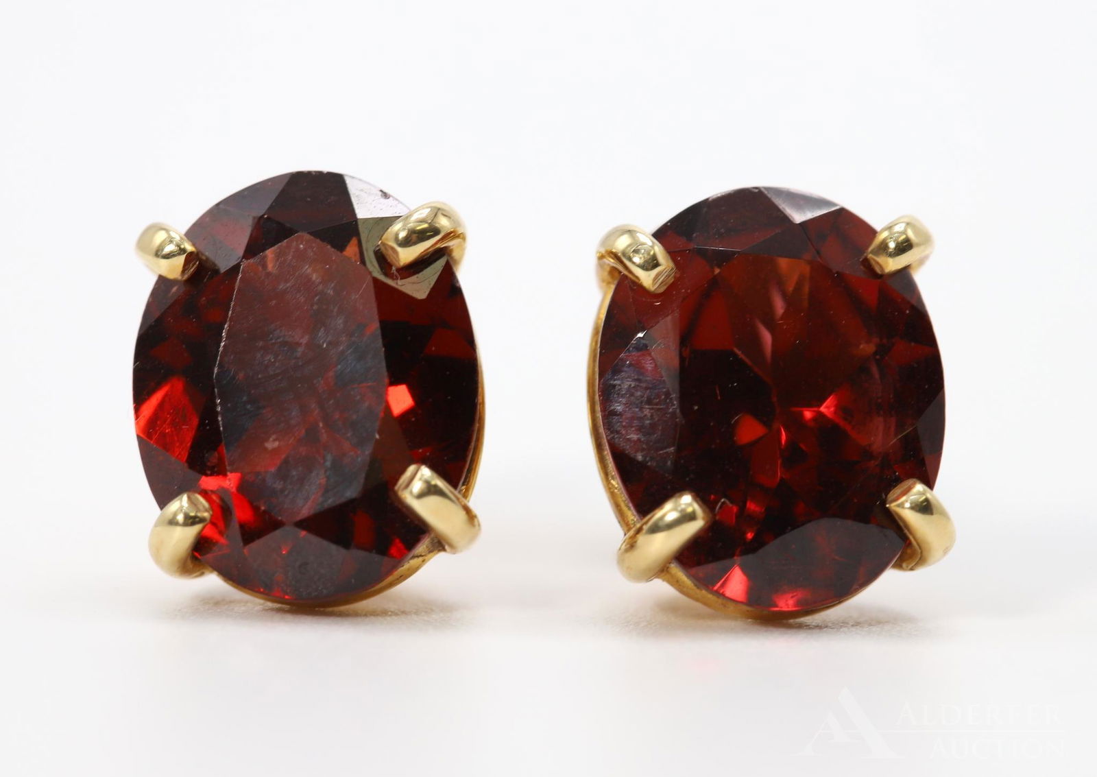 14KY Gold Garnet Earrings (1 of 3)