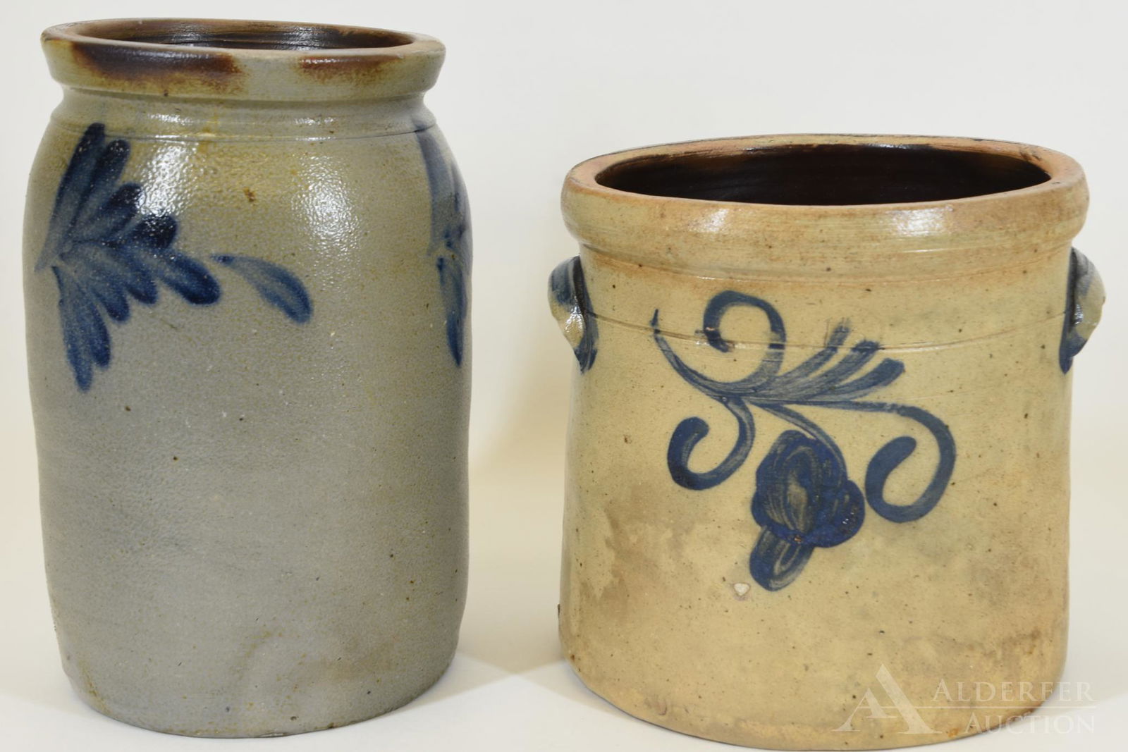 Blue Decorated Stoneware Crocks (1 of 14)