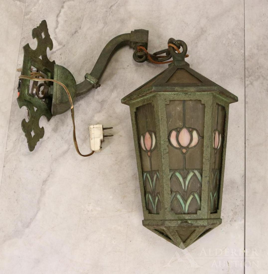 Tulip Pattern, Leaded Glass, Hanging Wall Sconce: Hanging wall sconce, with goose neck arm and hanging pendent. 6 leaded glass panels with pull chain on/off. Two bottom glass pains, included. 13"h x 7.5"w