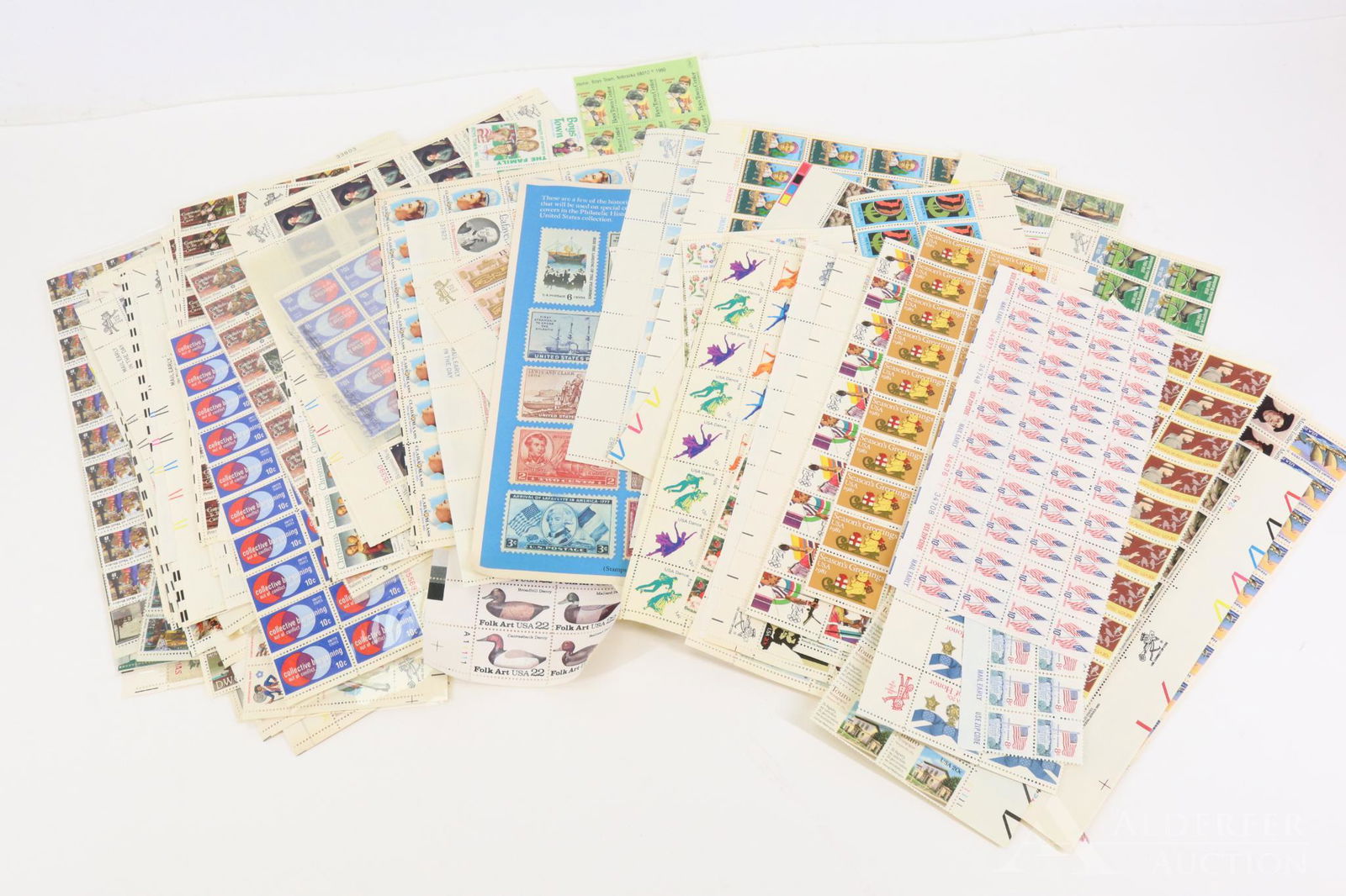 US Stamps Postage Lot (1 of 1)
