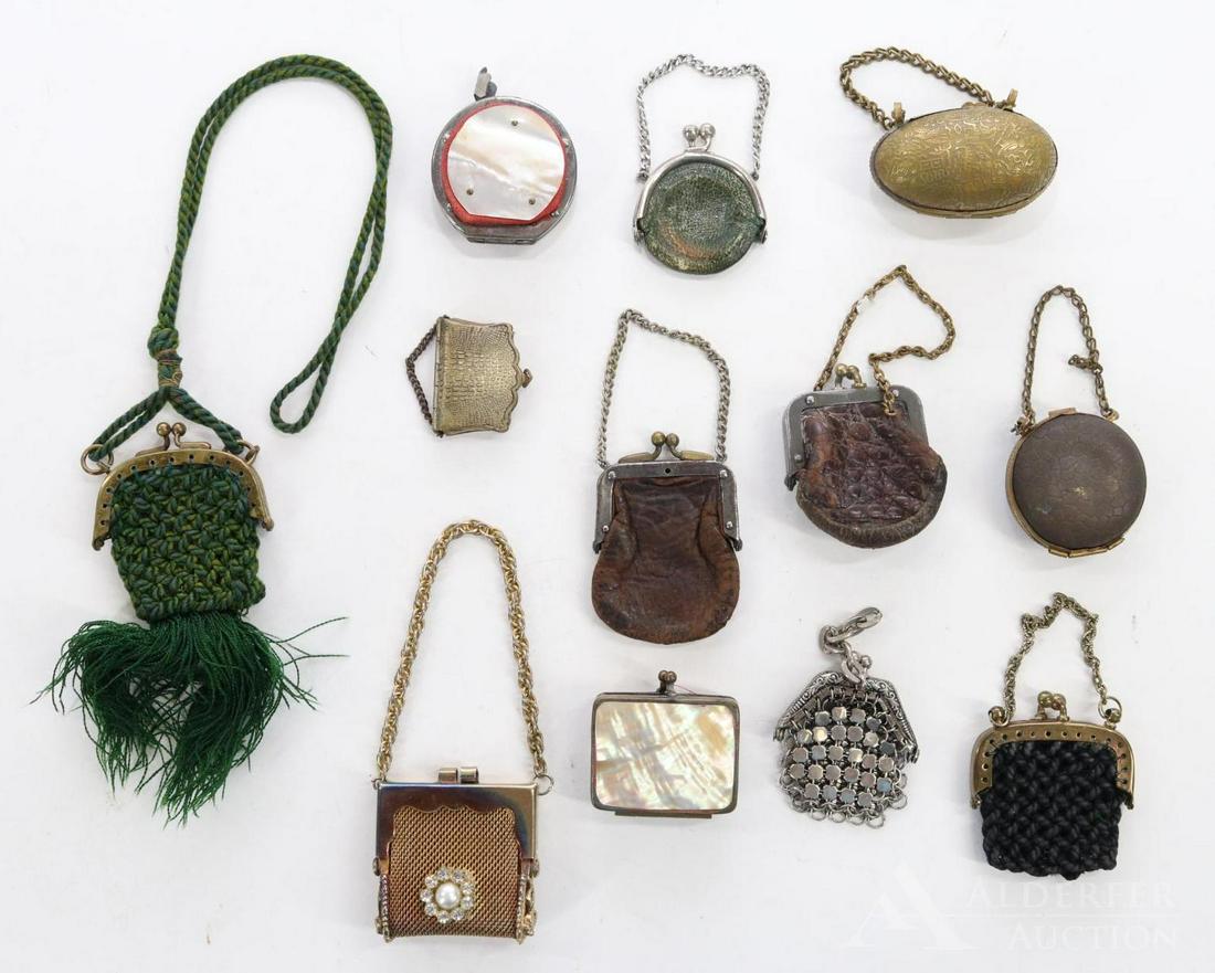 LOT OF ANTIQUE/VINTAGE ACCESSORIES. (1 of 7)