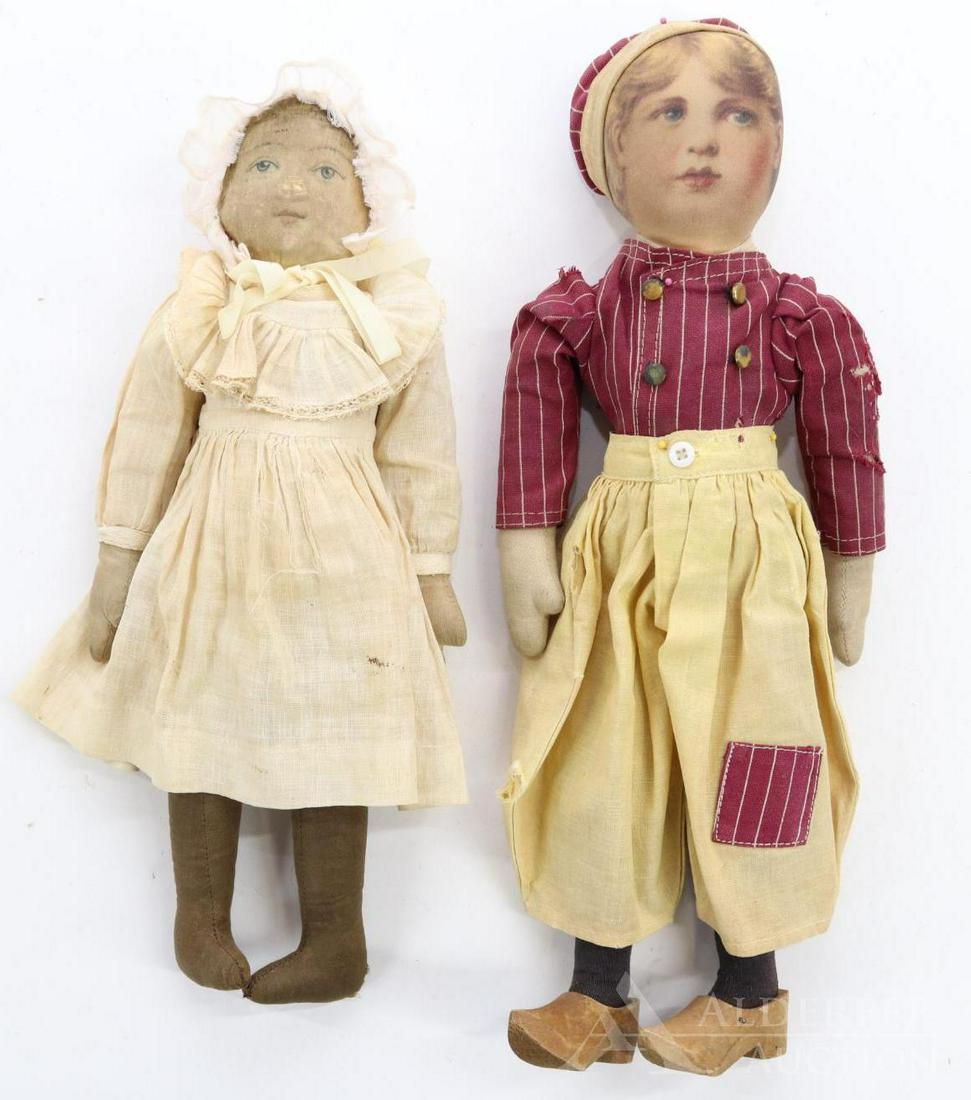 LOT OF CLOTH DOLLS. (1 of 8)