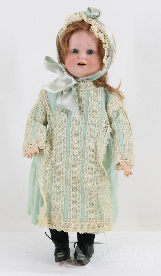 ANTIQUE BISQUE HEAD DOLL. (1 of 10)