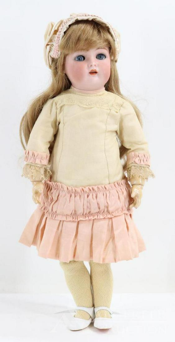 ANTIQUE BISQUE HEAD DOLL. (1 of 9)