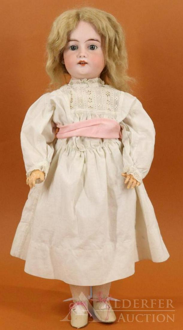 ANTIQUE BISQUE HEAD DOLL. (1 of 8)