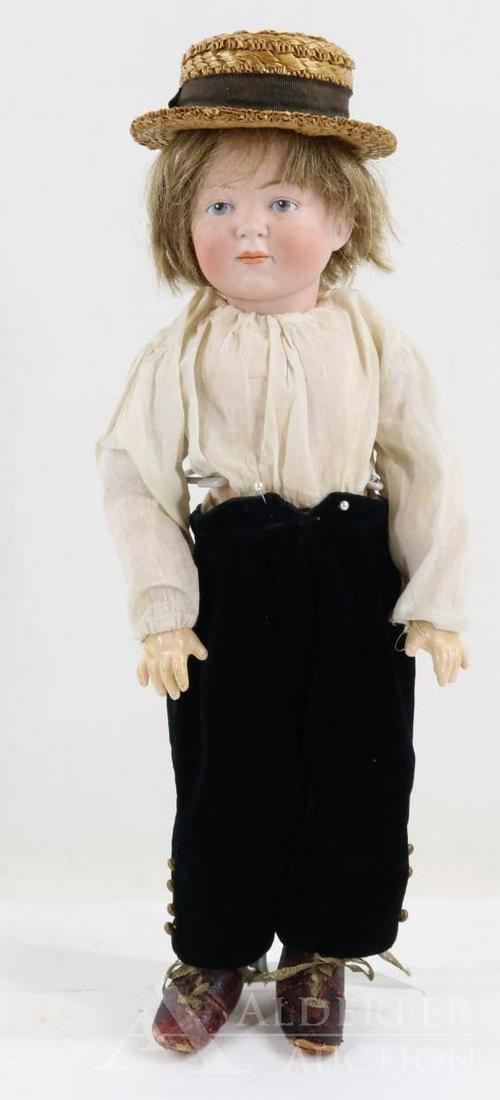 ANTIQUE BISQUE HEAD CHARACTER DOLL. (1 of 12)