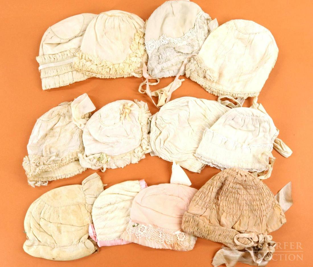 LOT OF ANTIQUE/VINTAGE BABY BONNETS. (1 of 4)