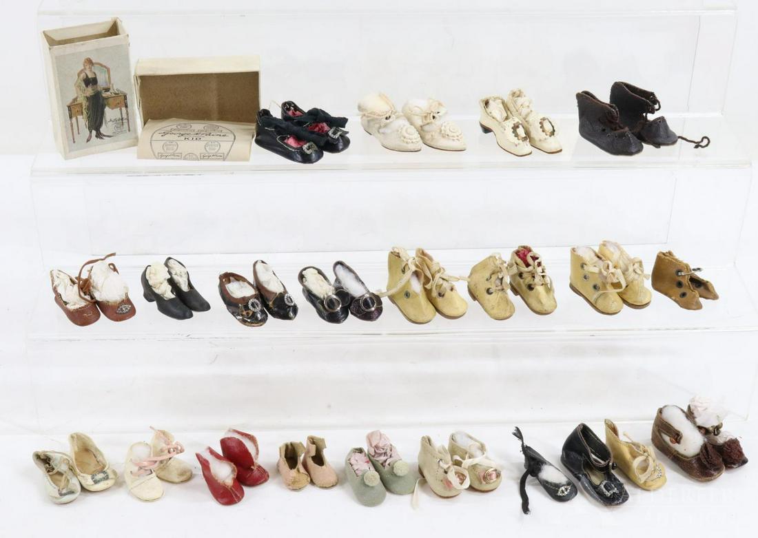 LOT OF ANTIQUE/VINTAGE ACCESSORIES. (1 of 12)