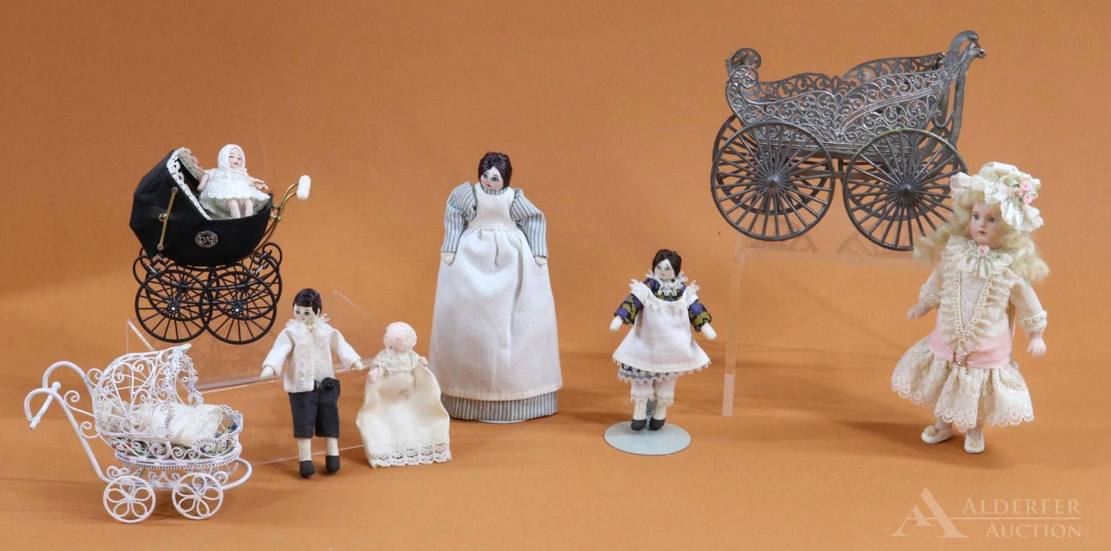 LOT OF MINIATURES, DOLLS. (1 of 9)