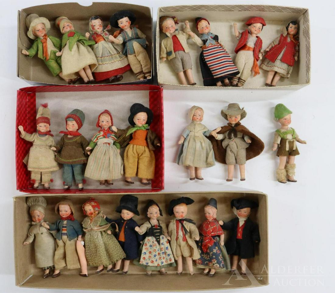 LOT OF MINIATURES, DOLLS. (1 of 8)