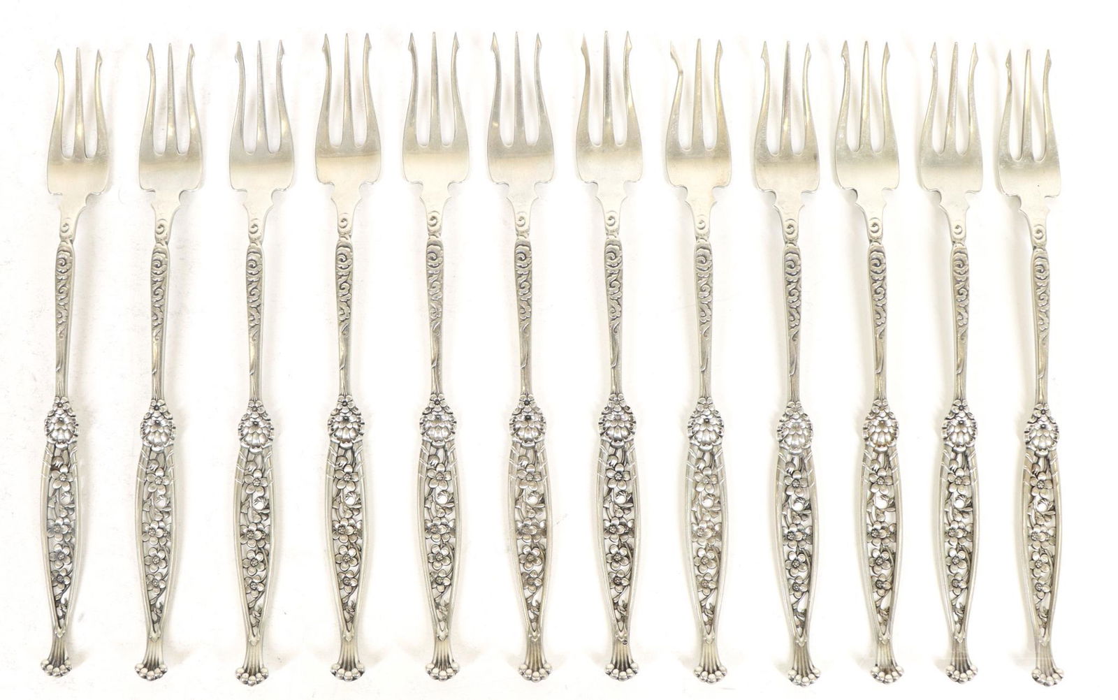 Whiting Sterling Silver Olive Forks (1 of 6)
