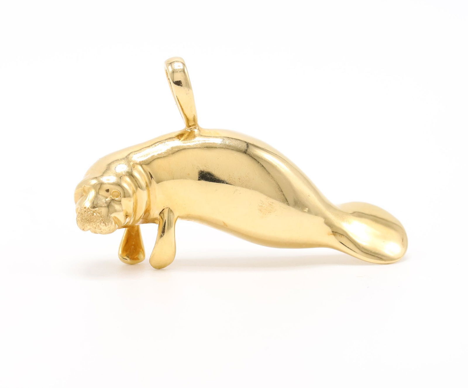 14KY Gold Manatee Pendant (1 of 4)